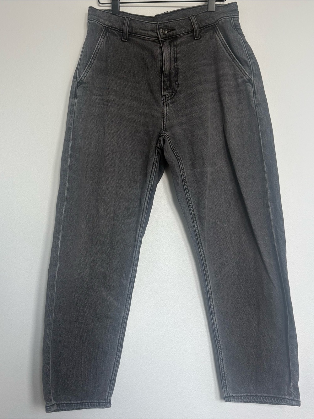 UNIQLO Relaxed Ankle Gray Wash Cotton Jeans Size Small Adjustable Tie Waist